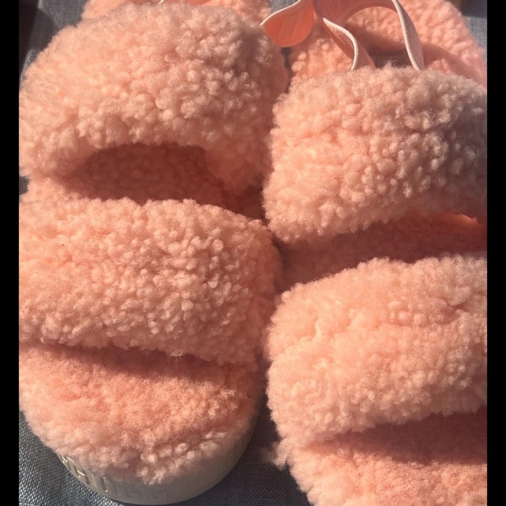 UGG Peach and White Fluffy Slides